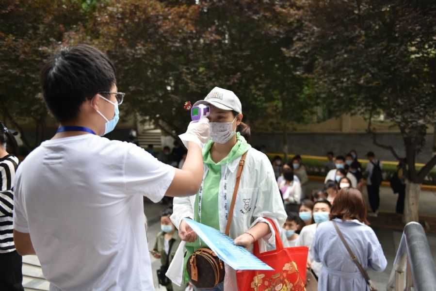 网络教育学院2021年首次学位外语考试顺利举行